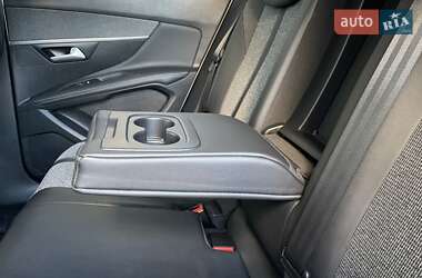 Внедорожник / Кроссовер Peugeot 3008 2020 в 