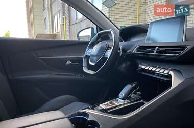 Внедорожник / Кроссовер Peugeot 3008 2020 в 