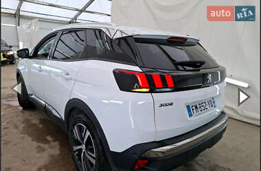 Внедорожник / Кроссовер Peugeot 3008 2020 в 