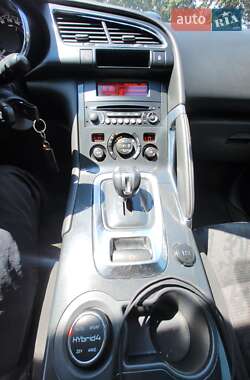Внедорожник / Кроссовер Peugeot 3008 2012 в 