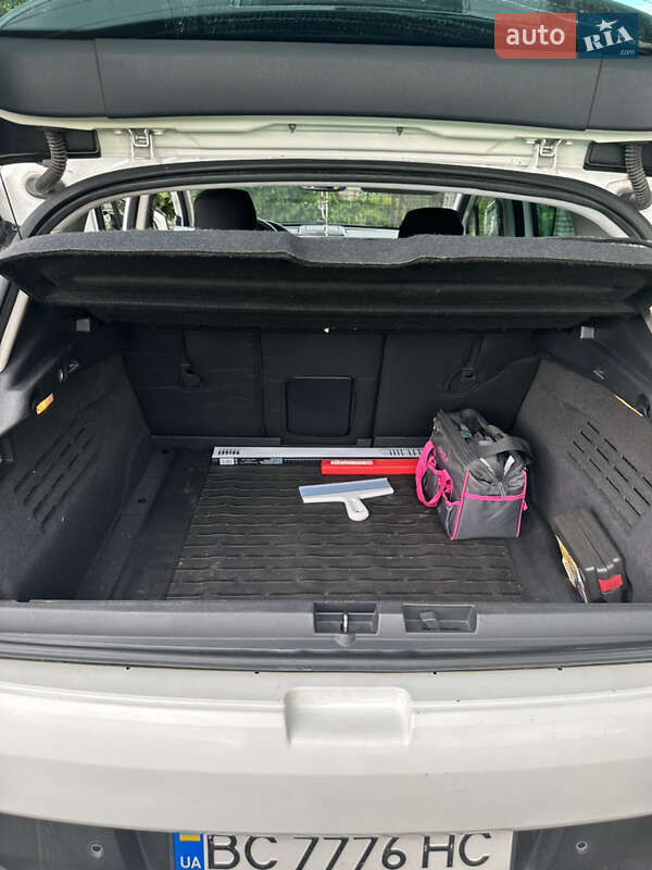 Внедорожник / Кроссовер Peugeot 3008 2012 в Буске