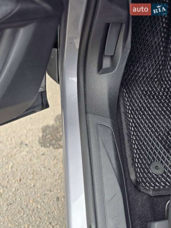 Позашляховик / Кросовер Peugeot 3008 2018 в Добротворі