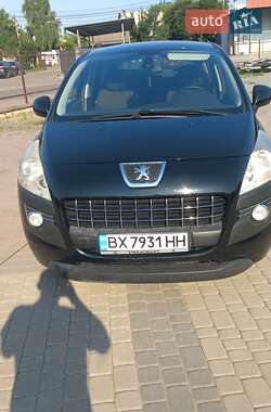 Внедорожник / Кроссовер Peugeot 3008 2010 в Староконстантинове