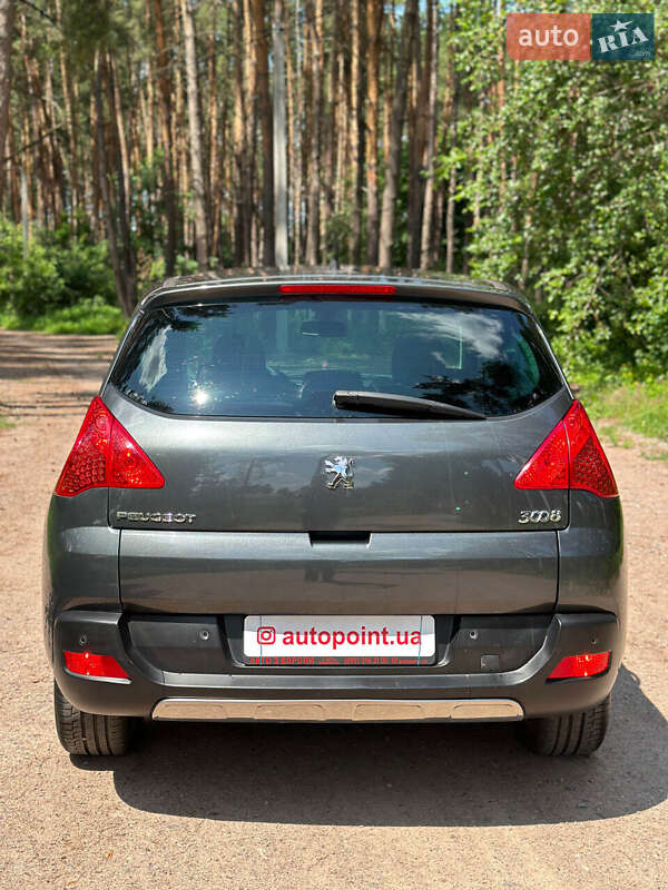 Позашляховик / Кросовер Peugeot 3008 2010 в Білогородці