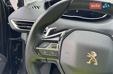 Внедорожник / Кроссовер Peugeot 3008 2020 в 