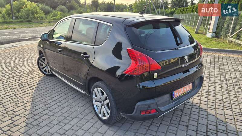 Позашляховик / Кросовер Peugeot 3008 2012 в Львові