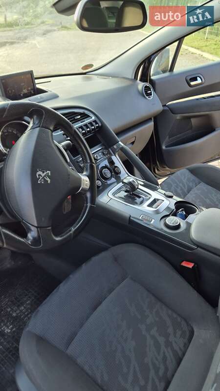 Позашляховик / Кросовер Peugeot 3008 2012 в Львові
