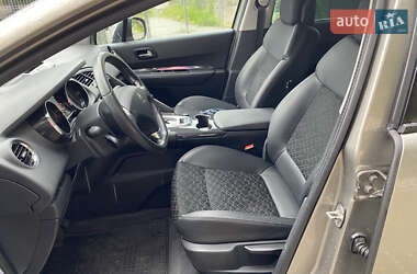 Внедорожник / Кроссовер Peugeot 3008 2016 в 