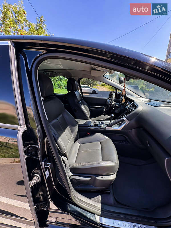 Позашляховик / Кросовер Peugeot 3008 2013 в Харкові