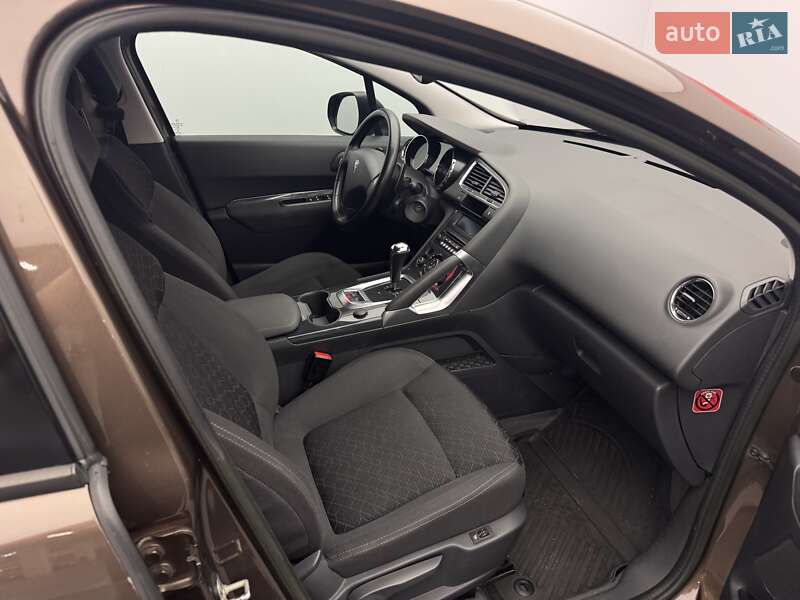 Позашляховик / Кросовер Peugeot 3008 2014 в Києві