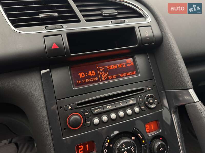 Позашляховик / Кросовер Peugeot 3008 2014 в Києві