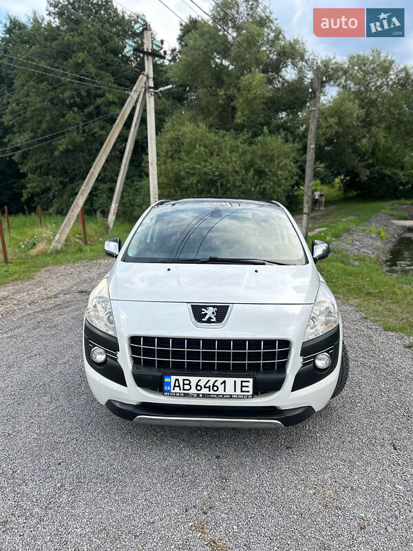 Позашляховик / Кросовер Peugeot 3008 2011 в Вінниці