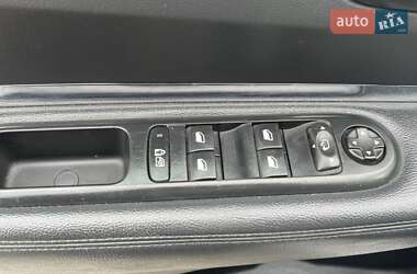 Внедорожник / Кроссовер Peugeot 3008 2012 в 