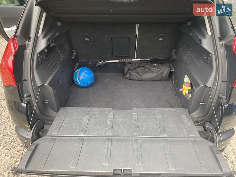 Позашляховик / Кросовер Peugeot 3008 2010 в Києві