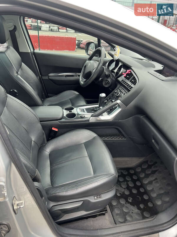 Позашляховик / Кросовер Peugeot 3008 2012 в Києві