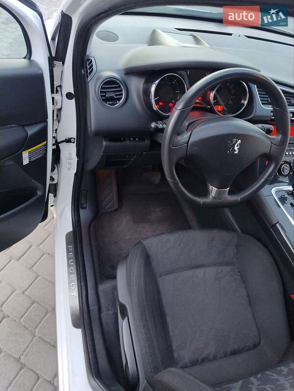 Внедорожник / Кроссовер Peugeot 3008 2011 в Тернополе