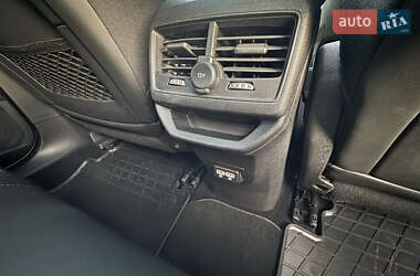 Внедорожник / Кроссовер Peugeot 3008 2022 в 