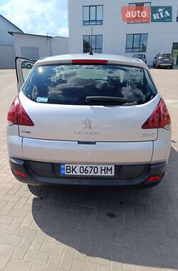 Позашляховик / Кросовер Peugeot 3008 2015 в Рівному