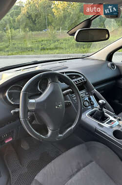 Внедорожник / Кроссовер Peugeot 3008 2011 в 
