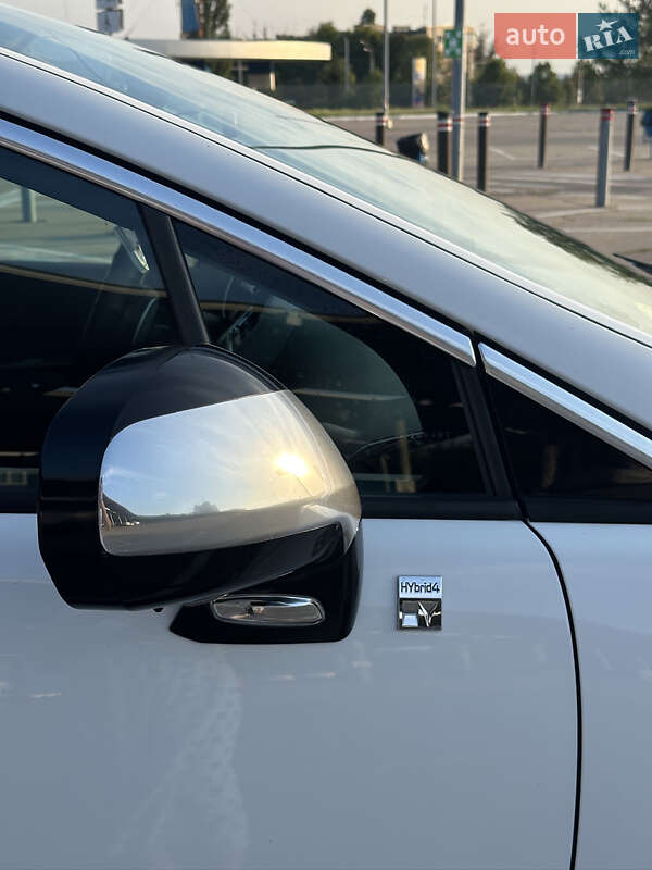 Позашляховик / Кросовер Peugeot 3008 2012 в Харкові