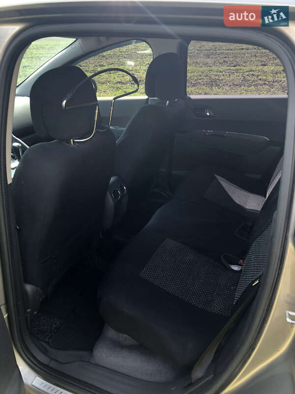 Позашляховик / Кросовер Peugeot 3008 2013 в Хмельницькому