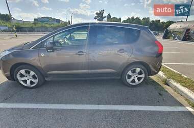 Внедорожник / Кроссовер Peugeot 3008 2013 в Киеве