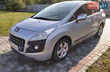 Позашляховик / Кросовер Peugeot 3008 2010 в Рівному
