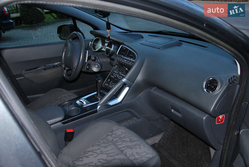 Внедорожник / Кроссовер Peugeot 3008 2012 в Стебнику фото 15 Внедорожник / Кроссовер Peugeot 3008 2012 в Стебнику