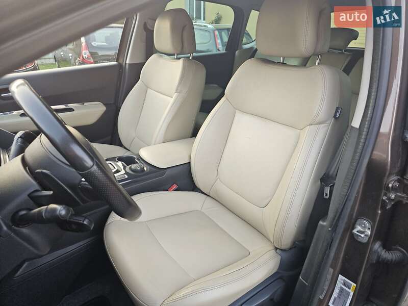 Позашляховик / Кросовер Peugeot 3008 2014 в Стрию