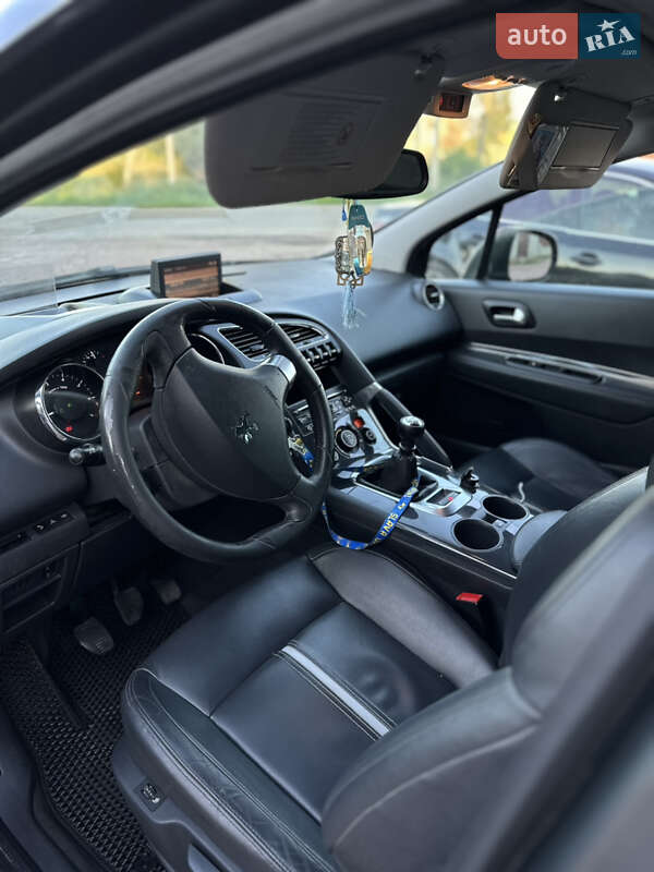 Позашляховик / Кросовер Peugeot 3008 2012 в Самборі