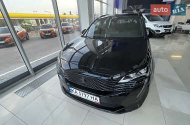 Внедорожник / Кроссовер Peugeot 3008 2023 в Киеве