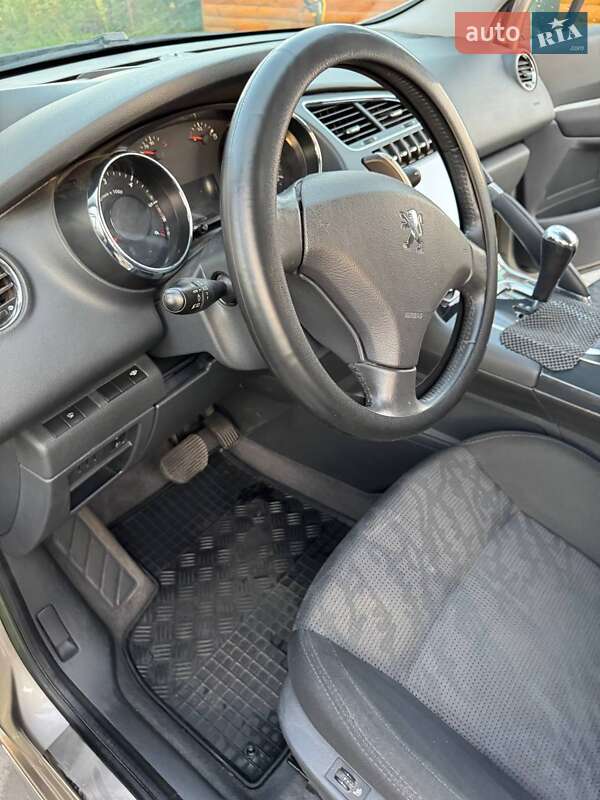 Позашляховик / Кросовер Peugeot 3008 2011 в Іллінцях