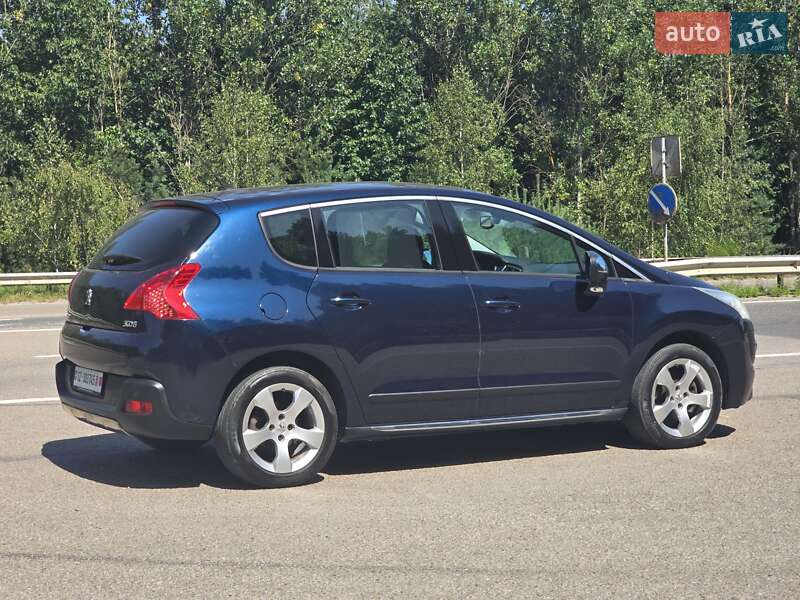 Позашляховик / Кросовер Peugeot 3008 2010 в Ковелі