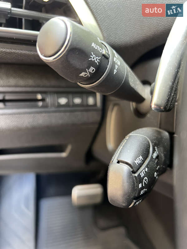 Позашляховик / Кросовер Peugeot 3008 2018 в Черкасах