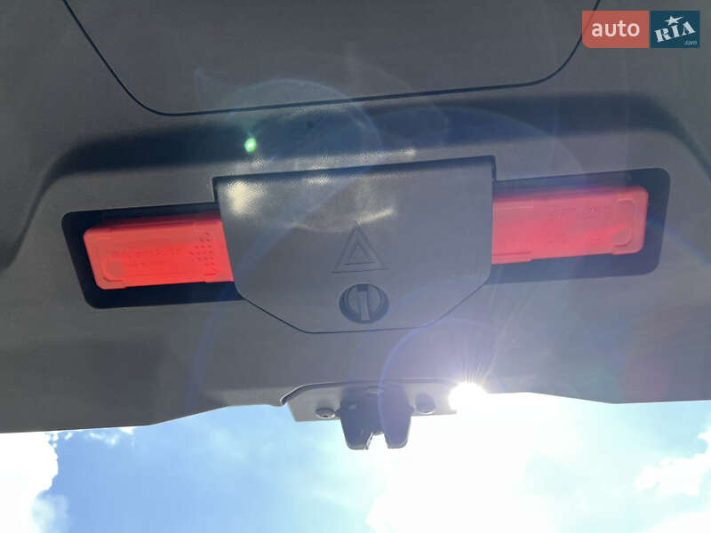 Позашляховик / Кросовер Peugeot 3008 2018 в Черкасах