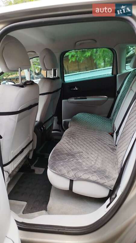 Позашляховик / Кросовер Peugeot 3008 2010 в Хмельницькому