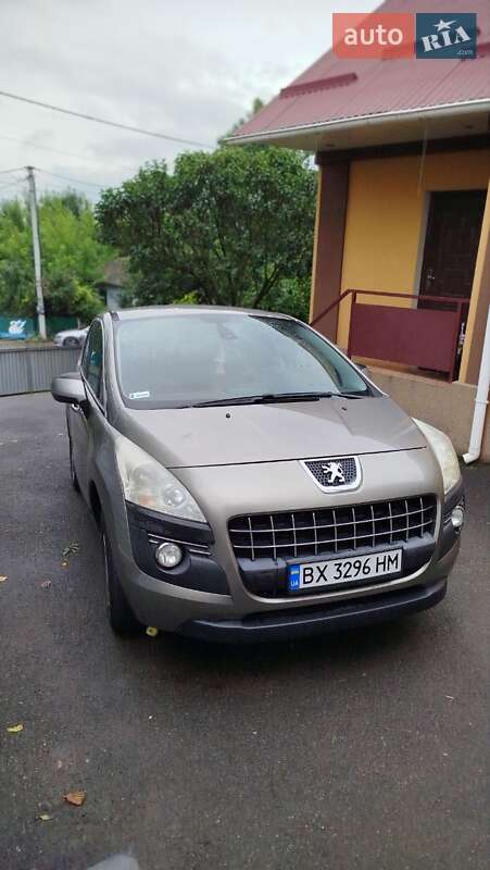 Позашляховик / Кросовер Peugeot 3008 2010 в Хмельницькому