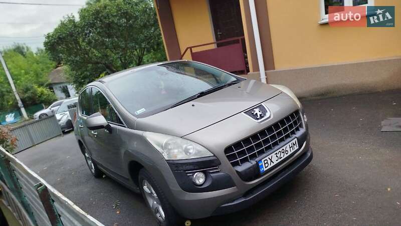 Позашляховик / Кросовер Peugeot 3008 2010 в Хмельницькому