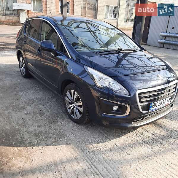 Позашляховик / Кросовер Peugeot 3008 2013 в Рівному