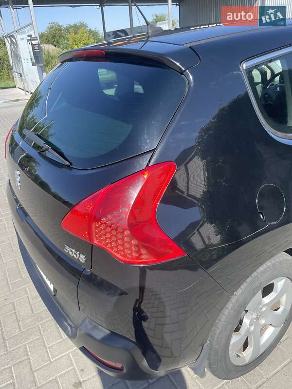 Позашляховик / Кросовер Peugeot 3008 2010 в Смілі