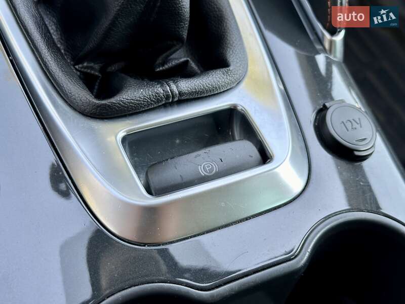 Позашляховик / Кросовер Peugeot 3008 2014 в Харкові