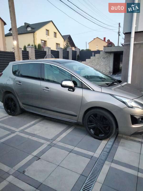 Хэтчбек Peugeot 3008 2013 в Тернополе