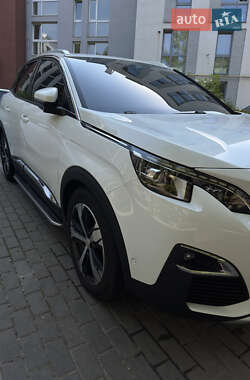 Внедорожник / Кроссовер Peugeot 3008 2017 в Киеве