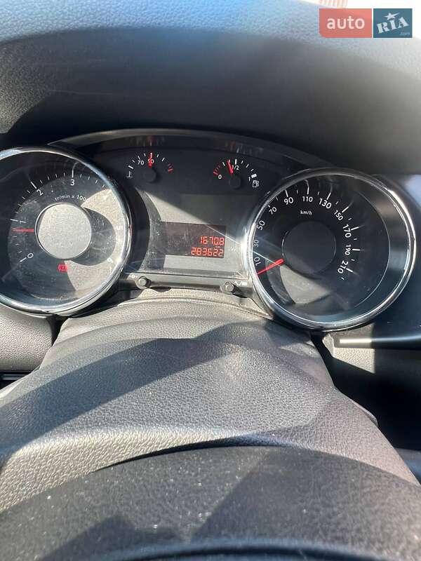 Позашляховик / Кросовер Peugeot 3008 2014 в Рівному
