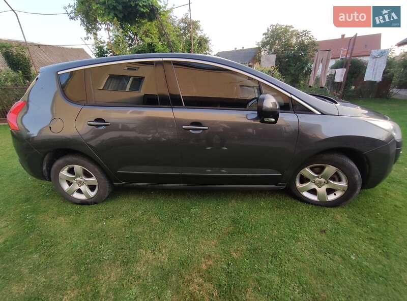 Позашляховик / Кросовер Peugeot 3008 2012 в Пустомитах