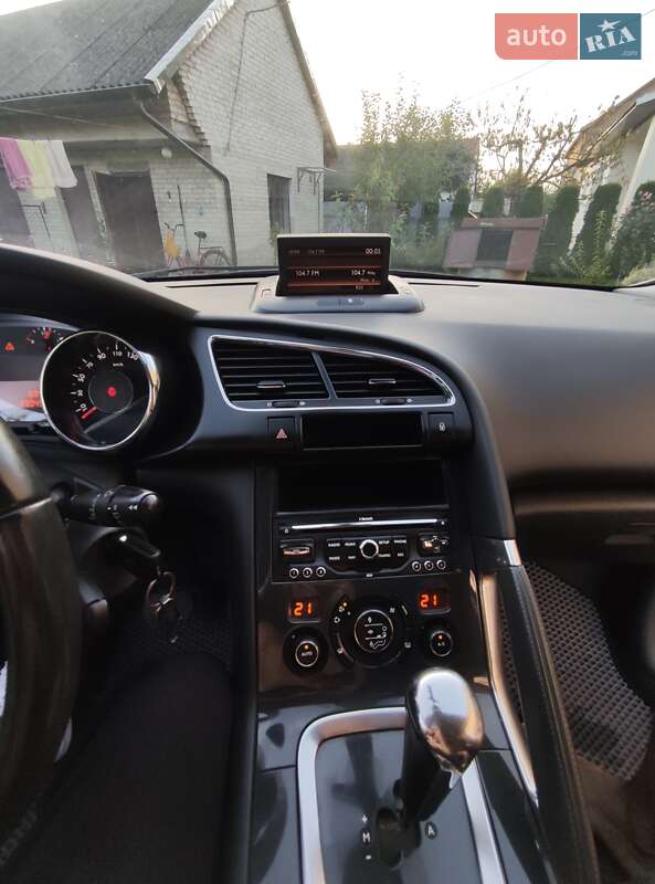 Позашляховик / Кросовер Peugeot 3008 2012 в Пустомитах