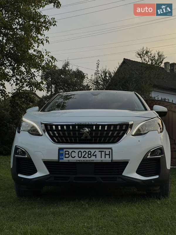 Позашляховик / Кросовер Peugeot 3008 2017 в Львові