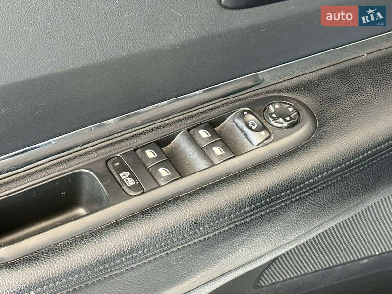 Позашляховик / Кросовер Peugeot 3008 2012 в Одесі фото 17 Позашляховик / Кросовер Peugeot 3008 2012 в Одесі