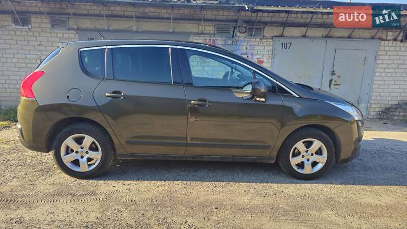 Позашляховик / Кросовер Peugeot 3008 2011 в Борисполі