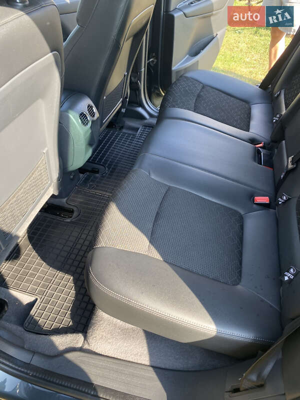 Позашляховик / Кросовер Peugeot 3008 2015 в Жовкві